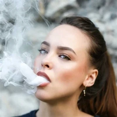 Konbyen sigarèt elektwonik ki an sekirite pou fimen pa jou?